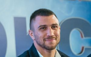 Василий Ломаченко планирует провести поединок в сентябре