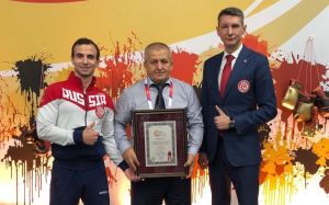 Абдулманап Нурмагомедов попал в Книгу рекордов России