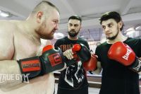 Бой Дацика против "Пулеметчика": масса против скорости
