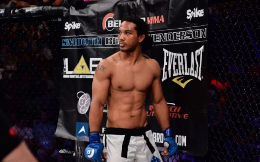 Бен Хендерсон победил Адама Пикколотти на турнире Bellator 220