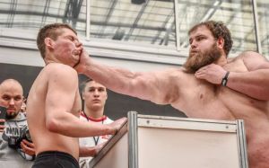 Чемпион по пощечинам "Пельмень" принял вызов американского блогера Логана Пола