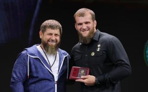 "Убит Кадыровым". Фанаты комментируют слух о смерти Эдилова