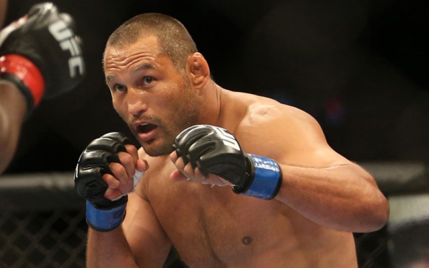 UFC: Хендерсон всё же получит титульный шанс в реванше с Биспингом? 