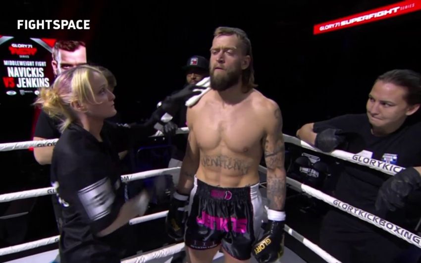 Видео боя Эндрю Навичкис - Томас Дженкинс Glory 71