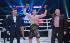 Российский боец ММА Хадис Ибрагимов подписал контракт с UFC