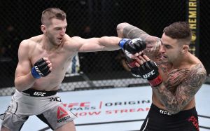 Зарплаты участников турнира UFC on ESPN 12: Дастин Порье - Дэн Хукер