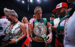 Матчмейкер Golden Boy рассказал, как Сауль Альварес должен поступить со своей карьерой: "Это хороший вариант"