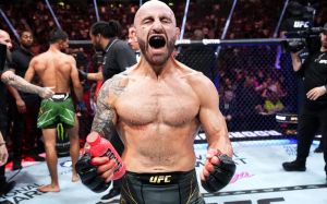 Волкановски рассказал, на кого ставит в титульном бою UFC Эдвардс – Ковингтон