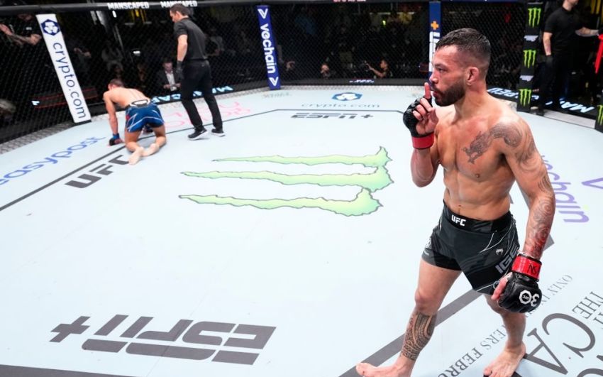 Видео боя Дэн Иге - Дэймон Джексон UFC Fight Night 217