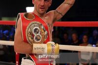 Ли Хэскинс остоял титул IBF в бою против Моралеса 