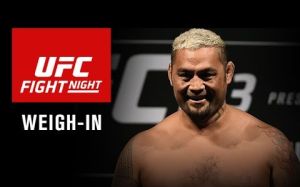 Взвешивание Fight Night Brisbane Хант - Мир
