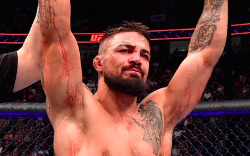 Майк Перри опубликовал "список смертников" из бойцов UFC, включающий в себя Хамзата Чимаева
