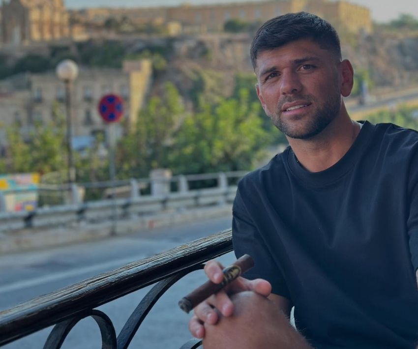 Джо Кордина о сопернике: "Флореса ждет очень тяжелая ночь"