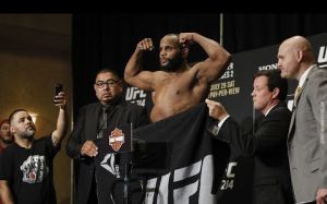 Результаты взвешивания UFC 214: Кормье и Джонс уложились в вес
