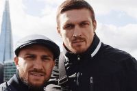 Майкл Баффер прокомментировал решение Ломаченко и Усика защищать Украину от России: "Теперь они оба солдаты, оба патриоты, оба герои!"