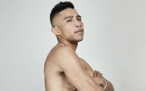Чемпион WBC Хулио Сезар Мартинес проведет защиту в шоу от Matchroom 3 декабря