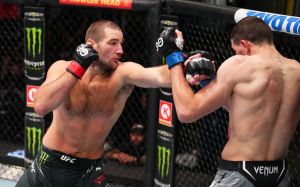 Видео боя Шон Стриклэнд - Абусупьян Магомедов UFC on ESPN 48