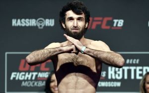 Забит Магомедшарипов выбыл из рейтинга UFC