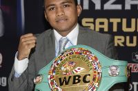 Роман Гонсалес освободил пояс WBC в наилегчайшем весе