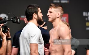 Видео боя Ислам Махачев - Дэн Хукер UFC 267