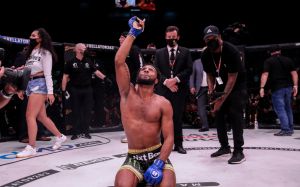 Эй Джей МакКи рассказал, когда подпишет контракт с UFC