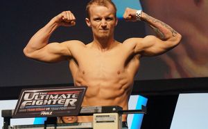 Джесси Ронсон снят с турнира UFC 231 из-за проблем с весом