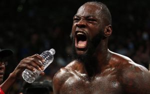 Деонтей Уайлдер тренируется в зале UFC: фото