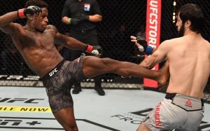 Зубайра Тухугов проиграл Хакиму Даводу на UFC 253