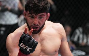 Царукян назвал бойца UFC, которому дают выбирать соперников