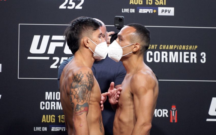 Видео боя Ти Джей Браун - Дэнни Чавес UFC 252