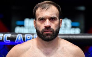 Азамат Мурзаканов рассказал о своих целях в UFC