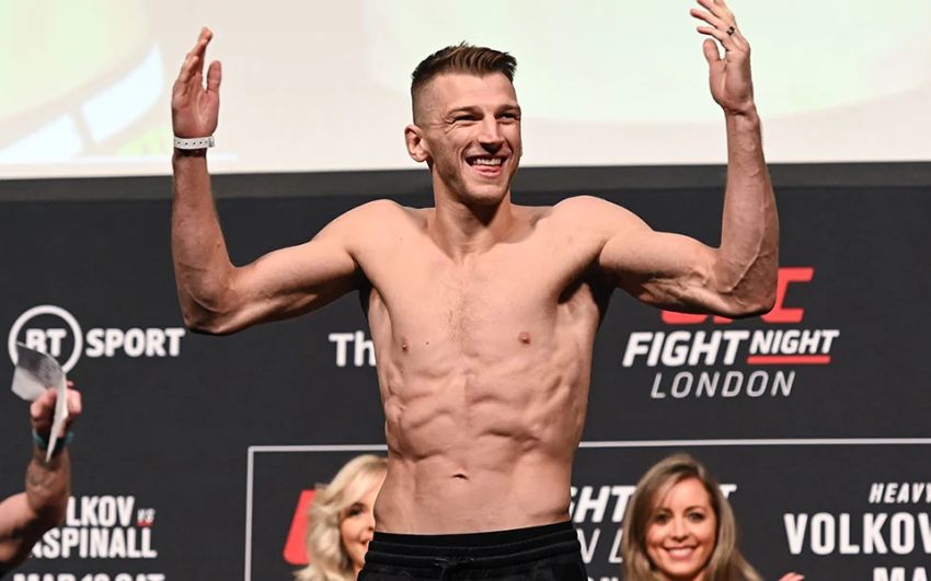 Хукер готов понести наказание от UFC за обвинения в адрес Махачева