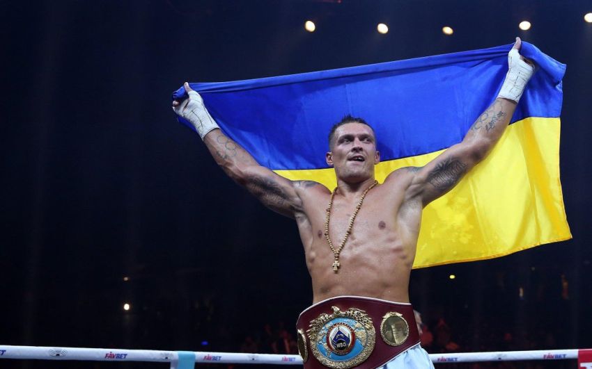 Александр Усик: "Я хотел остаться и защищать Украину, но друзья убедили, что я сделаю больше, если буду боксировать, а не стрелять"