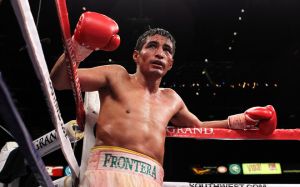 Этот день в истории: Эрик Моралес объединил титулы WBC и IBF, победив Карлоса Эрнандеса