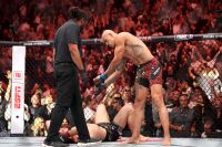 Алекс Перейра уничтожил Магомеда Анкалаева в первом раунде в реванше на UFC 320