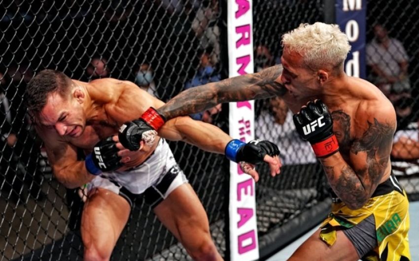 Майкл Чендлер объяснил, почему считает Оливейру бойцом года в UFC
