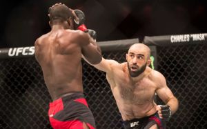 Бой Омари Ахмедова и Си Би Доллоуэя добавлен в кард турнира UFC в Москве