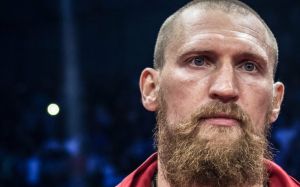 Дмитрий Кудряшов досрочно проиграл Илунге Макабу