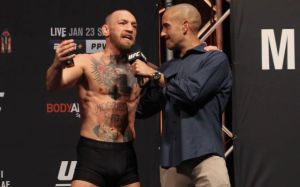 Комментатор UFC отреагировал на решение МакГрегора провести бой с Чендлером в среднем весе: "Надеюсь, он пошутил"