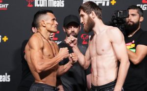 Видео боя Саид Нурмагомедов - Дуглас Силва де Андраде UFC on ESPN 39