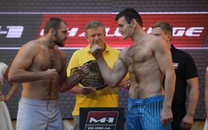 M-1 Challenge 96: Хадис Ибрагимов "задушил" Дмитрия Микуцу