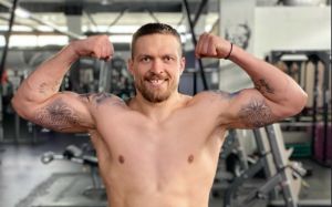 В контракт Александра Усика и Энтони Джошуа включен пункт о реванше