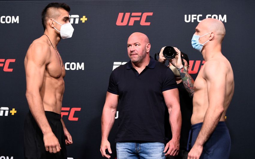 Видео боя Бартош Фабински - Андре Мунис UFC on ESPN+ 34