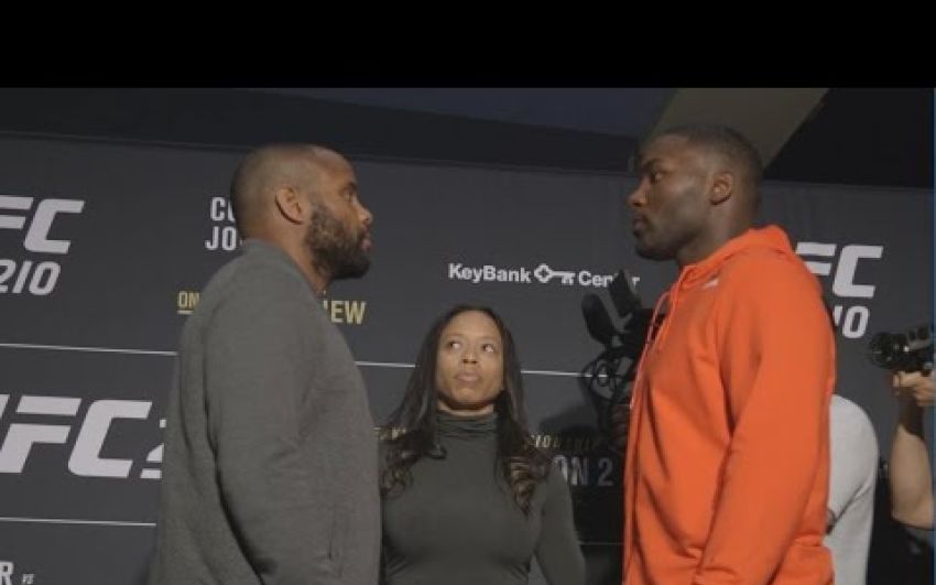 Битва взглядов перед UFC 210: Кормье - Джонсон 2