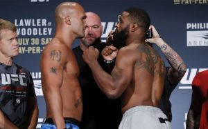 Видео боя Тайрон Вудли - Робби Лоулер UFC 201