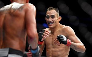 Реакция Тони Фергюсона на отмену UFC 249: "Я продолжу улыбаться и тренироваться"