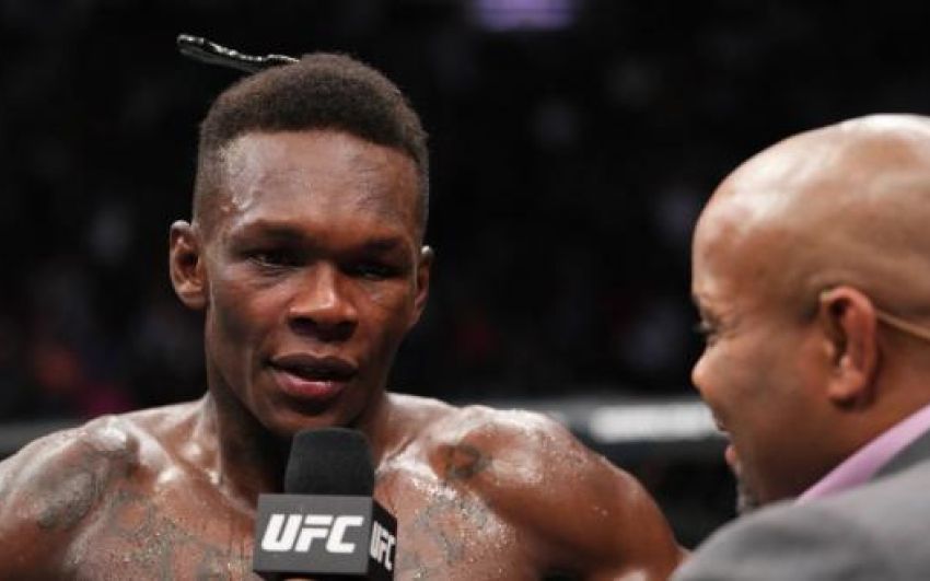Исраэль Адесанья рассказал, о чем они с Уиттакером говорили после боя на UFC 271
