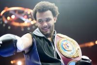 Мозес Итаума возглавил рейтинг WBA в супертяжелом весе