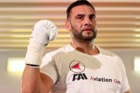 Усик больше не единственный чемпион: WBA вернула Мануэлю Чарру "регулярный" титул в супертяжелом весе