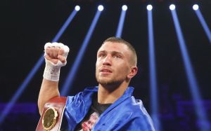 Лу ДиБелла: "На месте Ломаченко я бы дрался с Лопесом сейчас, поскольку через пару лет он станет лучше"